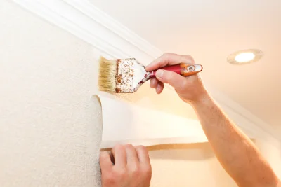 Pose de papier peint aux Clérimois — revêtements muraux et toiles de verre